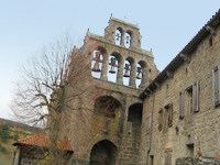 Clocher à peignes